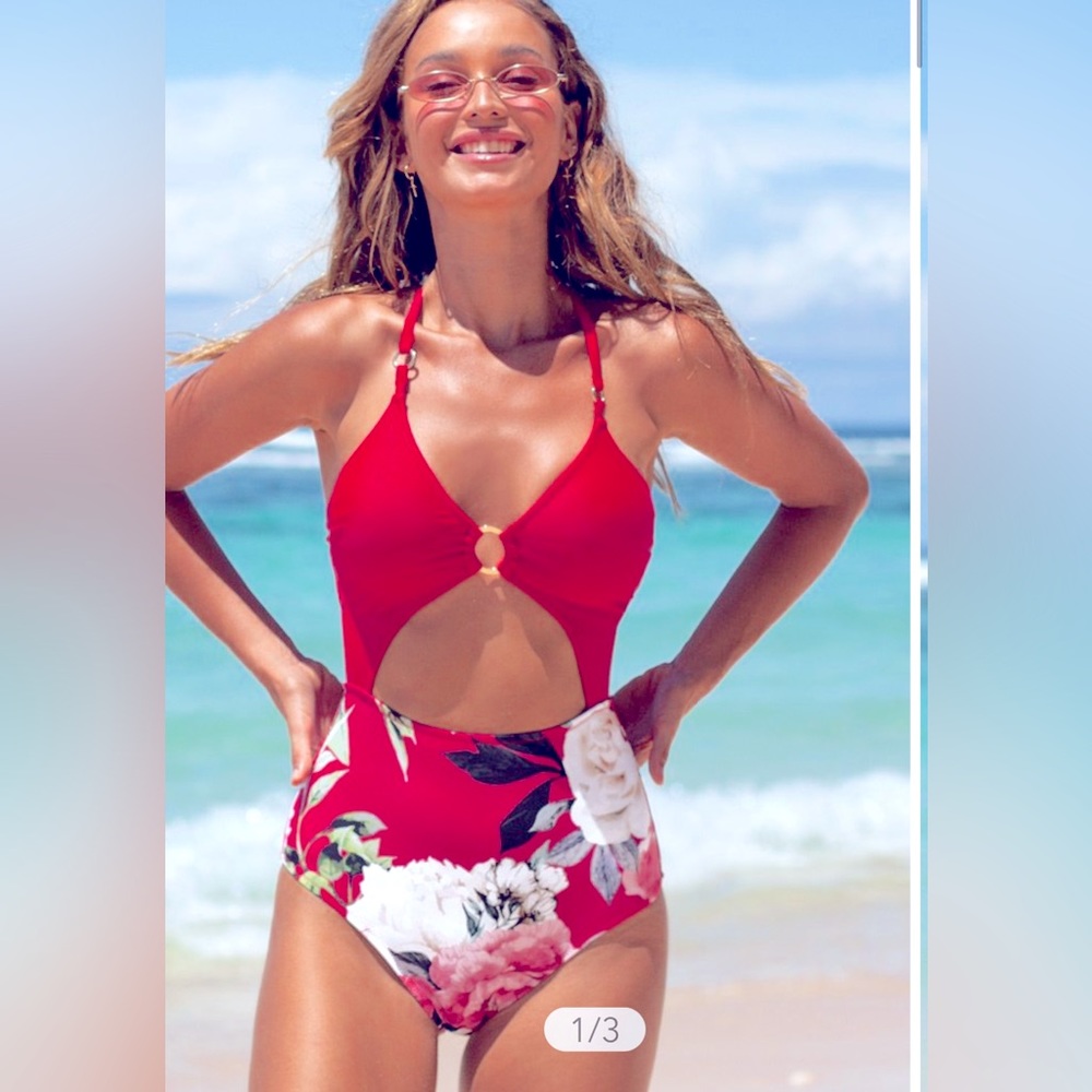 BRAND NEW CUPSHE RED FLORAL CUTOUT SUIT!  JUST IN TIME FOR SUMMER